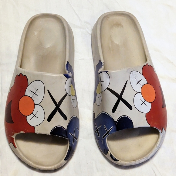 Nigerian Custom Yeezy Slide X Kaws Adidas Yeezy Slide X Kaws